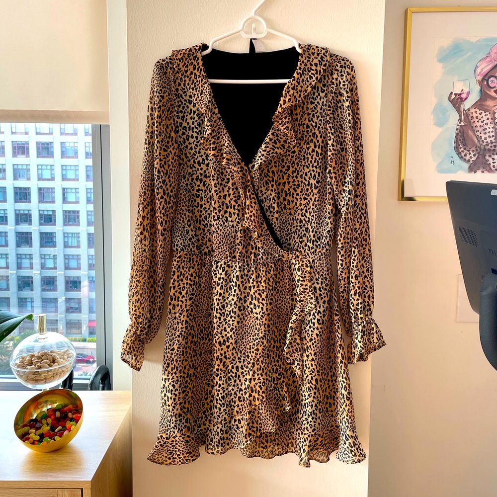 leopard long sleeve flowy dress